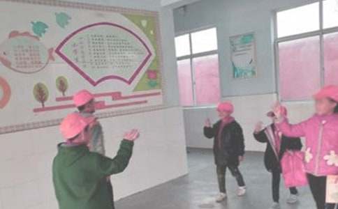 ��İ���˴��к���������