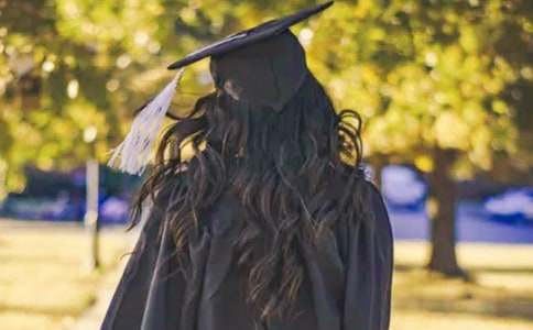 ���W���I��W���������b������