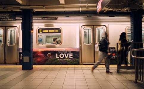 ���Fվ��������̖�������Y