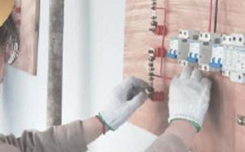 �S��늹���ȿ��˱킀�˹������Y���ģ�ͨ��15ƪ��