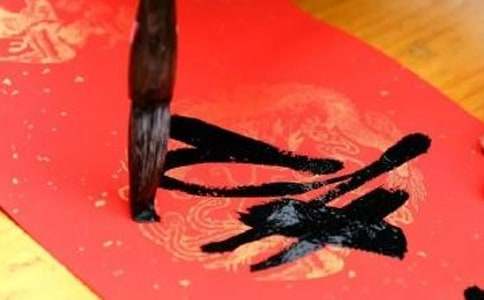 �����־��