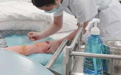 2018��D�a���o��W�俼���xԇ�}