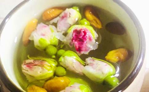 �ջ�������700��