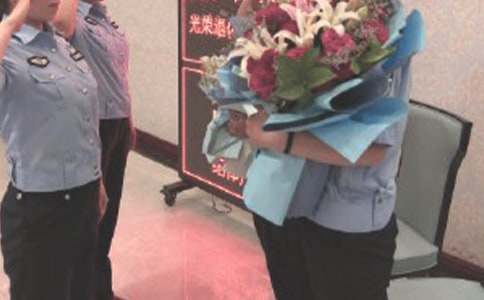 ���ݚg�͕����o2025��ͨ��8ƪ��