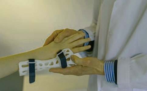 ���򲡻��ߵ��ί�����