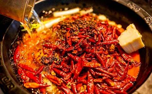 在家吃火鍋的風波作文600字