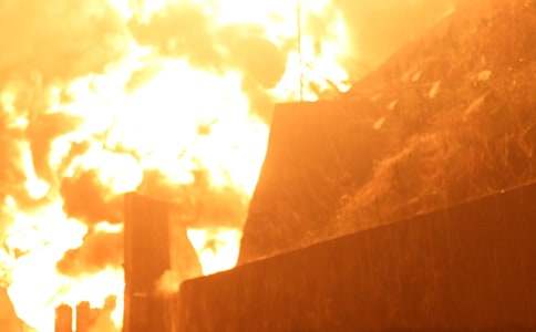 ��������h�x�������900��