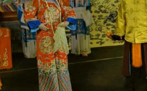 �����еľ�������200��