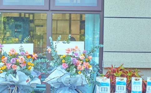 �_�����R�~���\