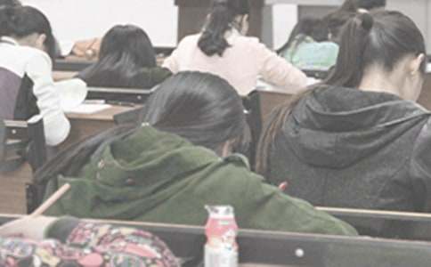 ���Վ���ԇ���������P���ɡ����x���}