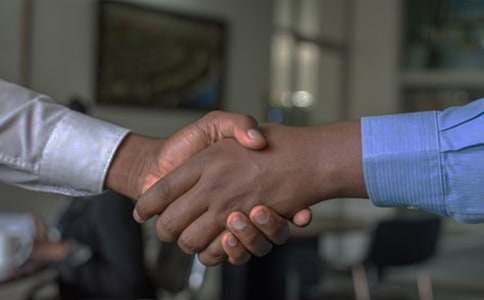 ����ף���Z�͑�300��