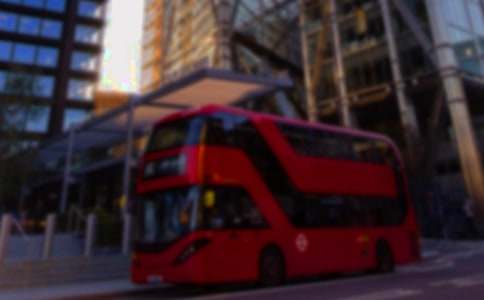 ���\վ���\��������