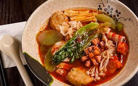 描寫麻辣燙作文400字