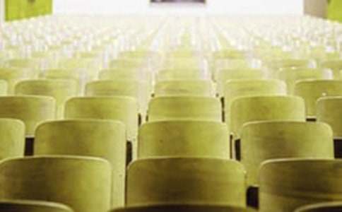 �y����ĸУ�ĳ������ģ����x20ƪ��