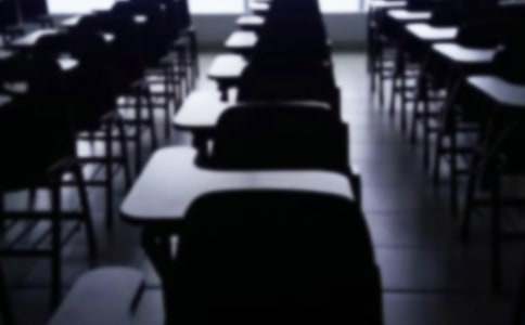 �P������ĸУ������300�ּ��\��ƪ