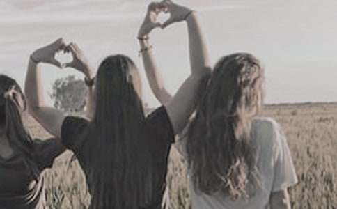 小班女孩子期末簡短評語