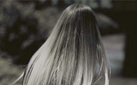 �Lһ�ӵ�Ů������600��