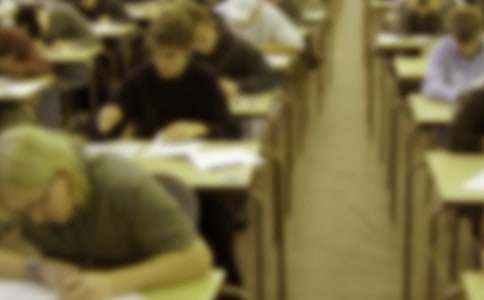 ��һ��ĩ��ԇ���W��