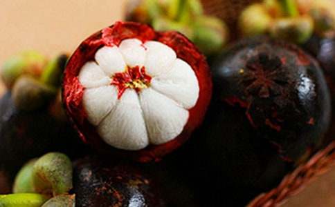 ����ɽ������900��