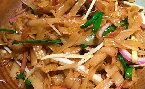 С���ó�ʳ������ģ�ͨ��19ƪ��