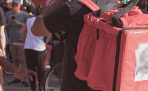 高考新材料作文:送餐員(通用20篇)