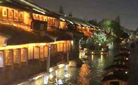 ����������900��