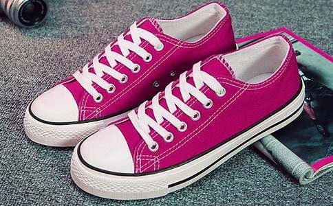 ����δ����Ь��100��