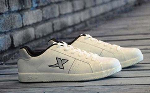 �P�ڴ��ְ�Ь�ӵĳ���ӛ������