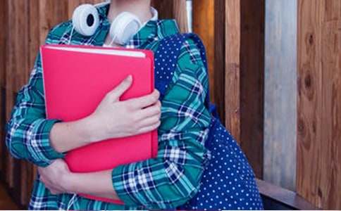 �¸����W��W���һ�������ģ�ͨ��10ƪ��