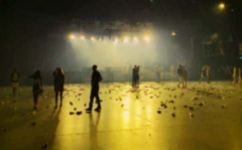 �ҵ��݆T�ϰ�700��