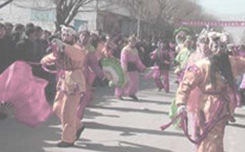 八年級扭秧歌作文