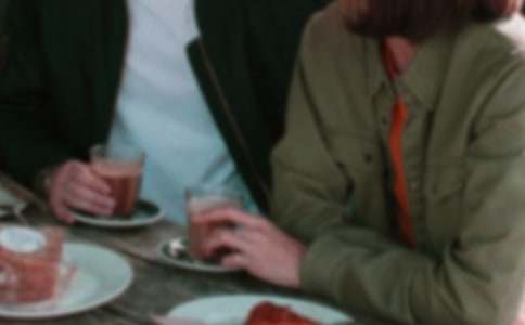 �Һ������Ђ��s������2ƪ