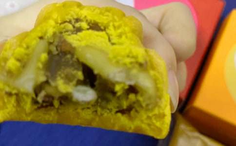 �������700��