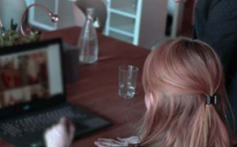 ����������