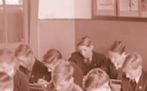 �A �������ЌW���M������