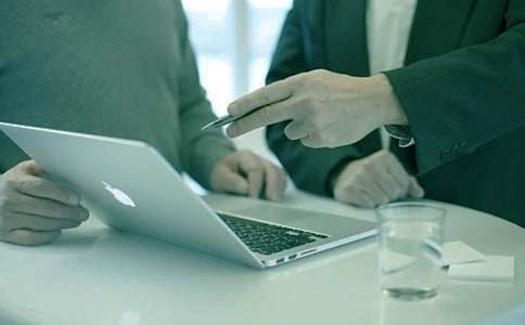 �CȯͶ�Y��ԃ���պ�ͬ