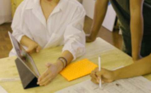 ���L���O���}�������Y